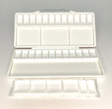 Holbein Plastic Watercolour Palette with 24 Removable Pans